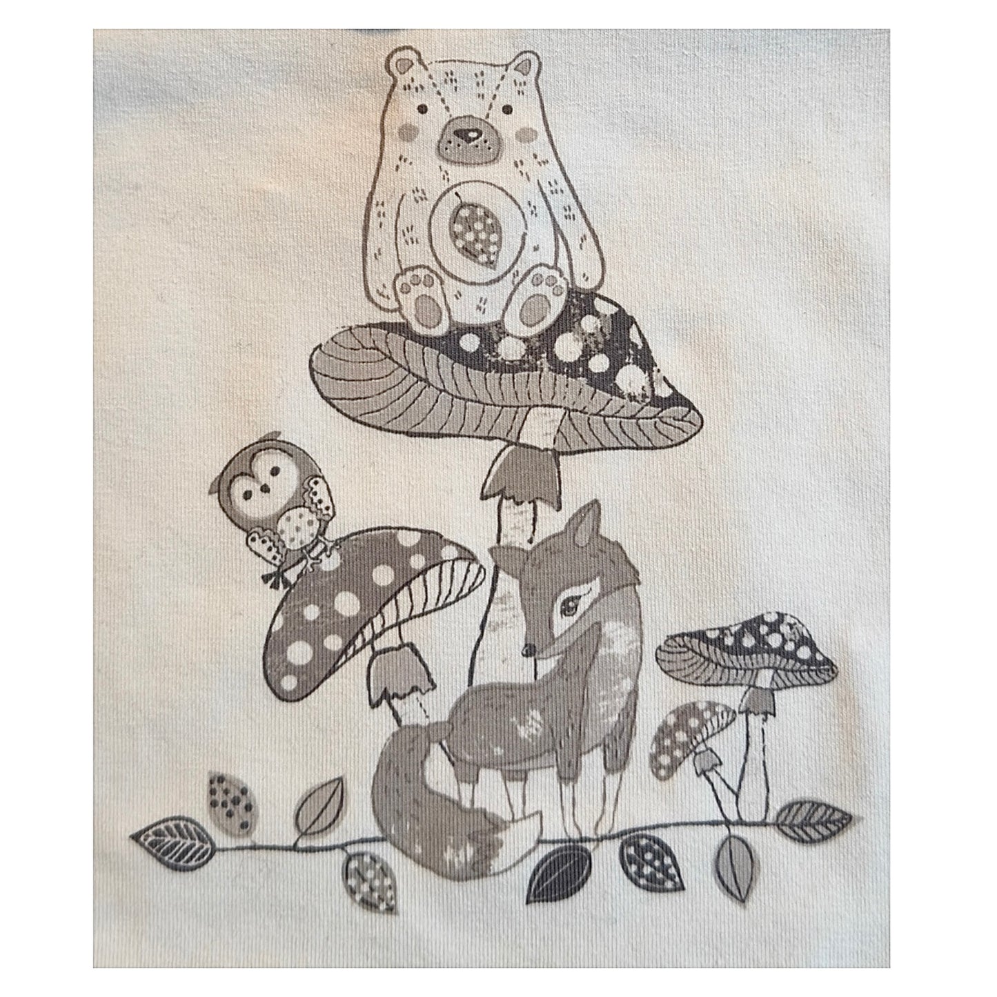 Wildlings Short sleeve Bodysuit with Peter pan Collar